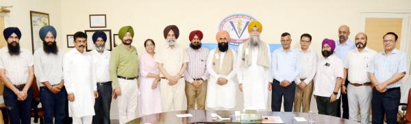 S. Kultar Singh Sandhwan, Speaker, Punjab Legislative Assembly, Dr. Inderjeet Singh, Vice-Chancellor and Dean, Directors and officers of the University